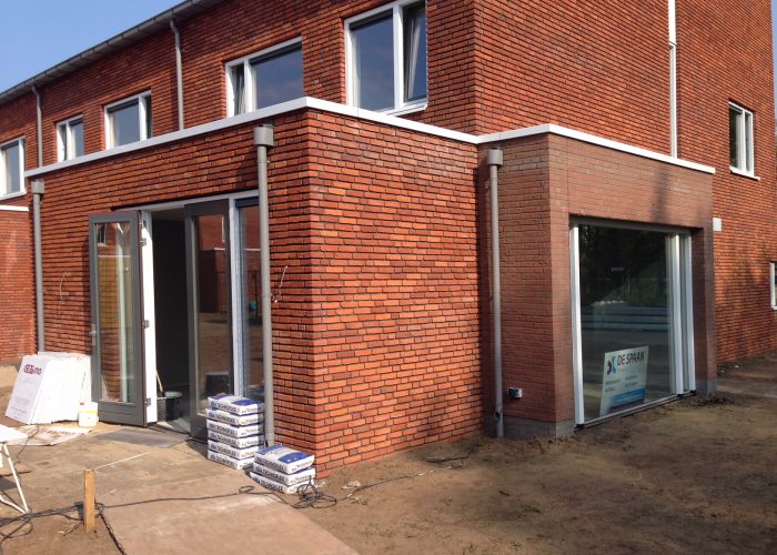 Nieuwbouw project tegels 75x75 betonlook verbouwingen arnhem gelderland showroom
